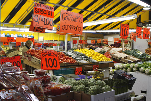 PRODUTOR LOCAL NO JEAN-TALON MARKET EM MONTREAL