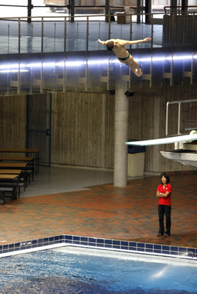 Salto na Piscina do Parque Olimpico de Montreal Salto na Piscina do Parque Olimpico de Montreal
