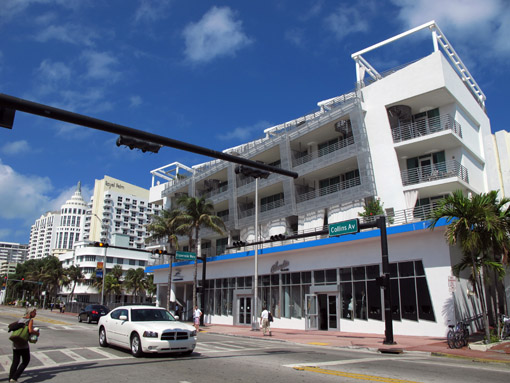 COLLINS AV MIAMI