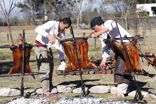 Churrasco de porco na House of Jasmines em Salta na Argentina