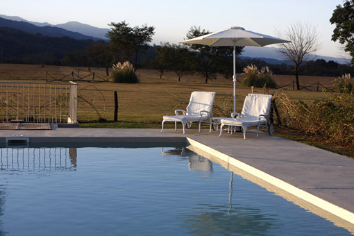 Piscina da House of Jasmines em Salta