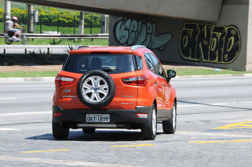 TEST DRIVE NOVO ECOSPORT LARANJA