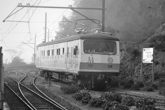 NEW FIESTA SEDAN FORD CAMPOS DO JORDAO
