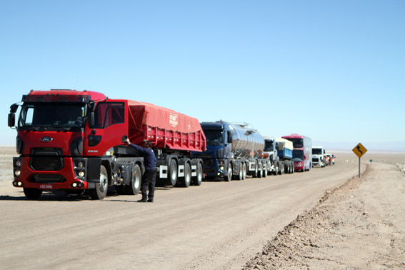 FORD CAMINHOES DESERTO DO ATACAMA CHILE