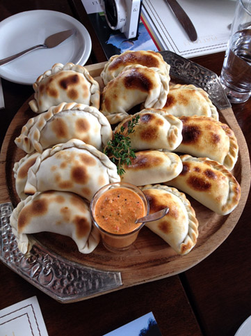 As bodegas de Cafayate: conheça a Piatelli Vineyards empanada