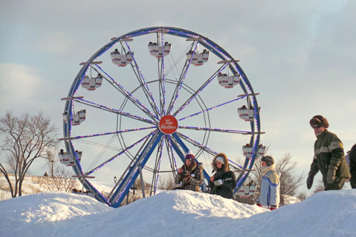 Leve os pequenos para o Carnaval de Québec Carnaval de Québec