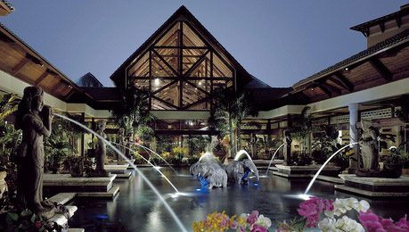 Loews Royal Pacific Resort