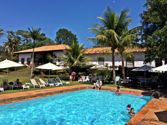 Fazenda Capoava piscina