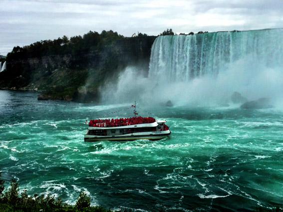 Niagara Falls de barco