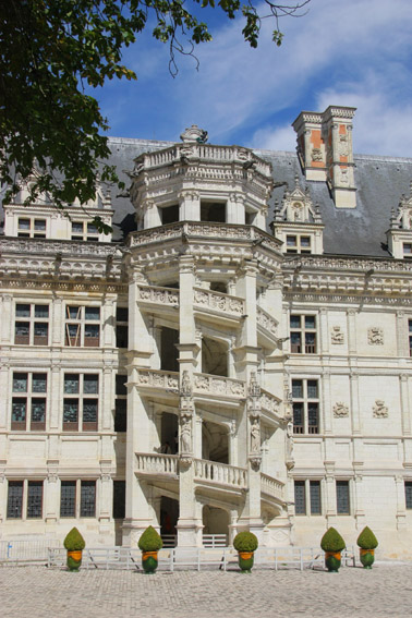 Château Royal de Blois - Escalier Francois Ier - © D. Lépissier