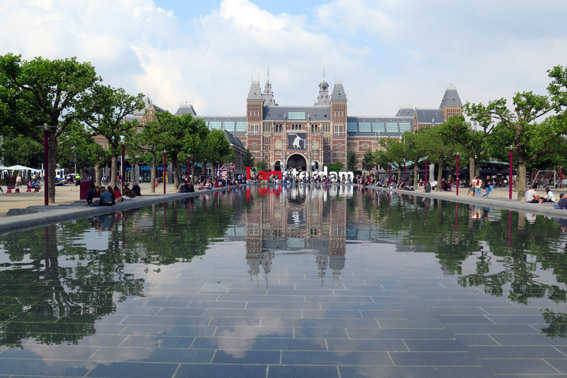 Amsterdam com criança Rijksmuseum
