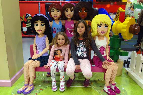 Legoland Discovery Centre friends