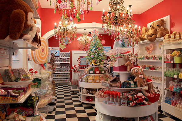 A loja de brinquedo da Sweet Pete’s Candy Factory