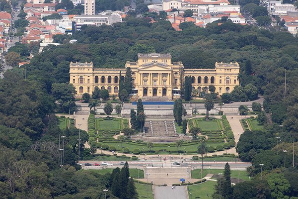 Passeio de helicóptero em São Paulo - Museu do Ipiranga