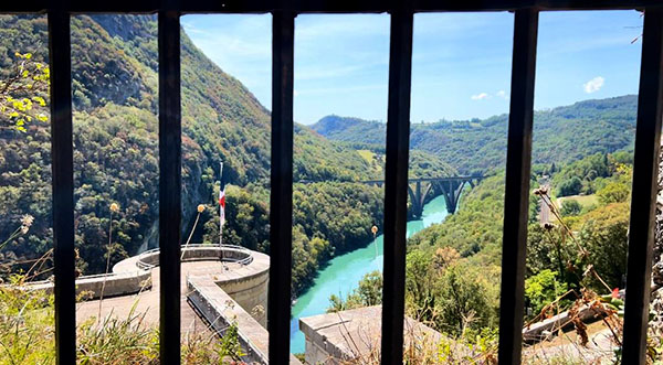 Bate e Volta de Genebra, Fort L'Ecluse na França Bate e Volta de Genebra, Fort L'Ecluse na França